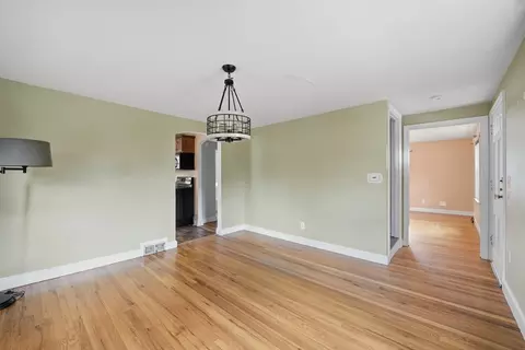 Living - 803 Armory St, Springfield, MA 01107 photo 2 of 5