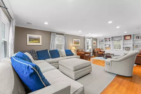 12 Olde Lantern Rd, Acton, MA 01720 photo 3