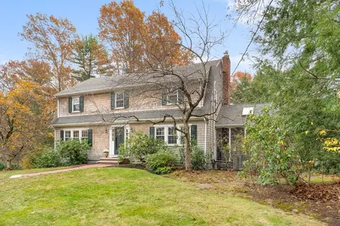 12 Olde Lantern Rd, Acton, MA 01720 photo 2