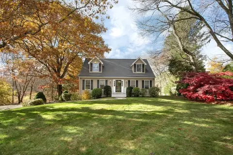 21 Union St, Marshfield, MA 02050