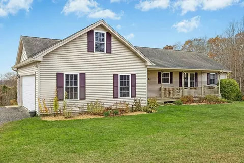 64 Prospect, Rutland, MA 01543