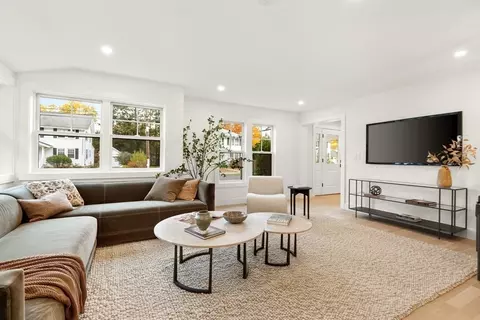 26 Pinewood Rd, Needham, MA 02492 photo 9