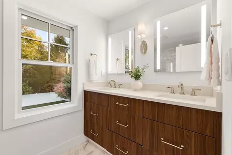 26 Pinewood Rd, Needham, MA 02492 photo 17