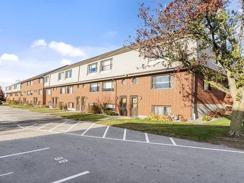 369 Farrwood Dr #369, Haverhill, MA 01835
