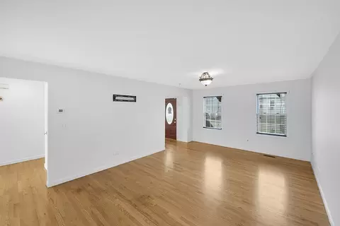 215 Cambridge St, Fall River, MA 02721 photo 8