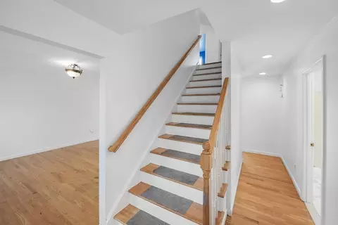 215 Cambridge St, Fall River, MA 02721 photo 5