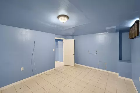 215 Cambridge St, Fall River, MA 02721 photo 32