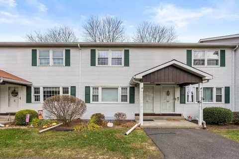 6 Keegan Ln #E, Greenfield, MA 01301