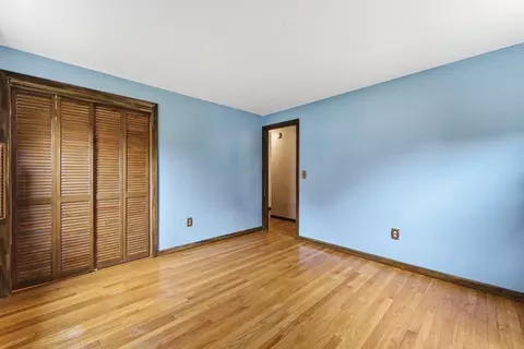 56 Hadley St, Springfield, MA 01118 photo 24