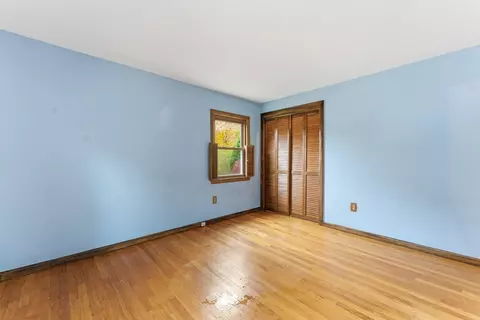 56 Hadley St, Springfield, MA 01118 photo 23
