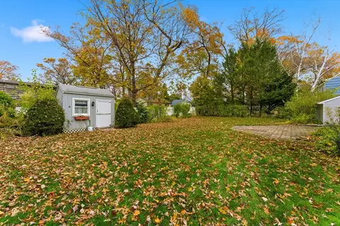 56 Hadley St, Springfield, MA 01118 photo 37