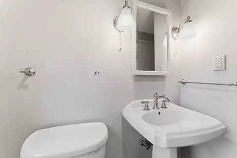 56 Hadley St, Springfield, MA 01118 photo 17