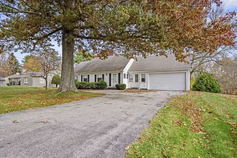 Exterior - 133 Thompson Rd, Webster, MA 01570 photo 6 of 6