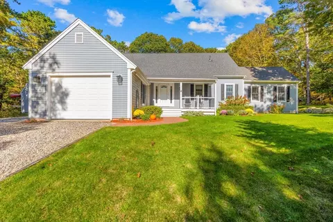 718 Cedar St, Barnstable, MA 02668