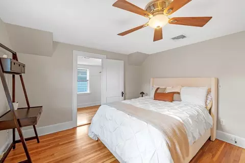Bedroom - 16 Lyman St, Beverly, MA 01915 photo 2 of 5