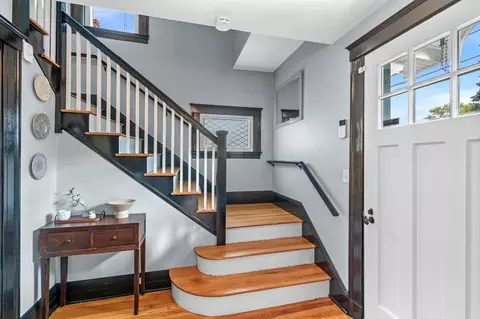 Entry Way - 16 Lyman St, Beverly, MA 01915 photo 1 of 3