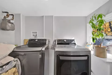 Other - 49 Mohegan Ave, Springfield, MA 01151 photo 5 of 8
