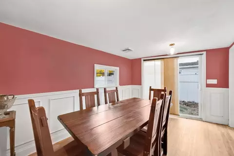 Dining - 49 Mohegan Ave, Springfield, MA 01151 photo 3 of 4