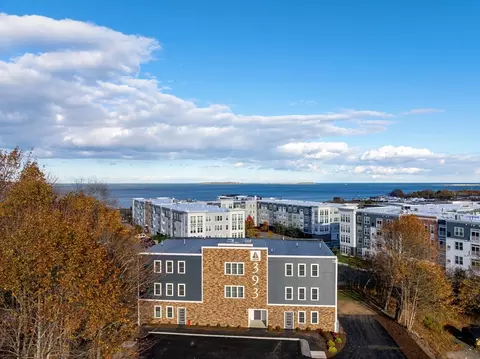 393 Court St #4, Plymouth, MA 02360
