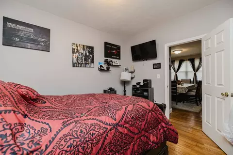 Bedroom - 404 Bradford Ave, Fall River, MA 02721 photo 8 of 8