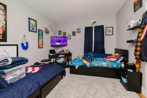 Bedroom - 404 Bradford Ave, Fall River, MA 02721 photo 6 of 8