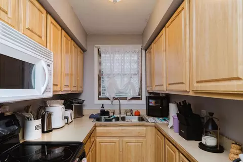 Kitchen - 404 Bradford Ave, Fall River, MA 02721 photo 4 of 4