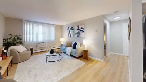 21 Staples Ave #25, Everett, MA 02149