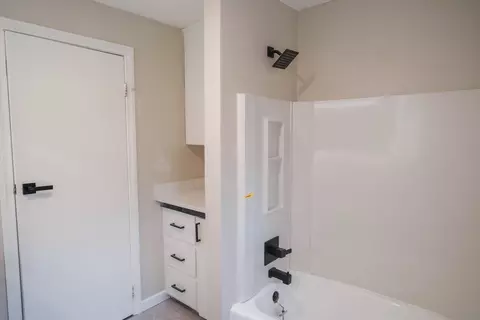 181 Freeman Ter, Springfield, MA 01104 photo 26