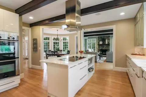 32 Twitchell St, Wellesley, MA 02482 photo 9