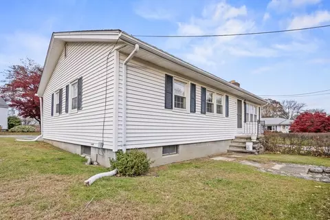 Exterior - 78 2nd Island Rd, Webster, MA 01570 photo 3 of 7