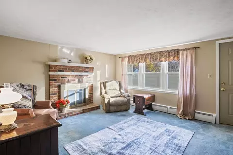Living - 78 2nd Island Rd, Webster, MA 01570 photo 1 of 3