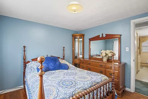 Bedroom - 78 2nd Island Rd, Webster, MA 01570 photo 8 of 8