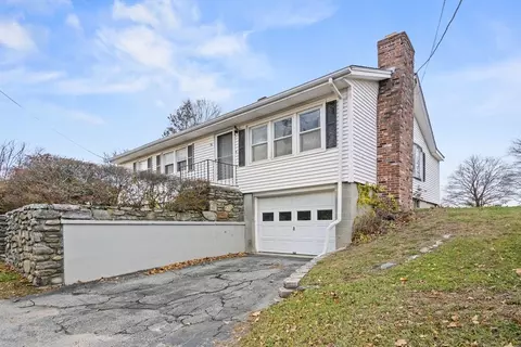 Exterior - 78 2nd Island Rd, Webster, MA 01570 photo 5 of 7