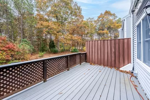 Exterior - 121 S Shellback Way #121, Mashpee, MA 02649 photo 2 of 4