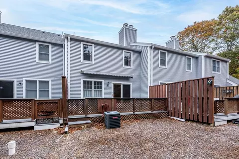 Exterior - 121 S Shellback Way #121, Mashpee, MA 02649 photo 3 of 4
