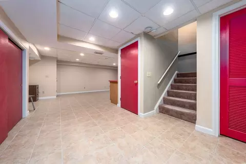 Entry Way - 121 S Shellback Way #121, Mashpee, MA 02649 photo 2 of 2