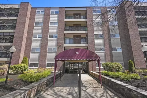 68 Main St #36C, Stoneham, MA 02180