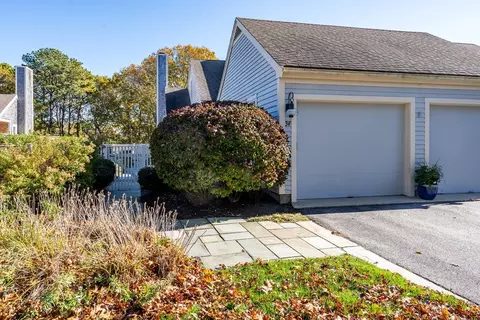 34 Kates Path #34, Yarmouth, MA 02675