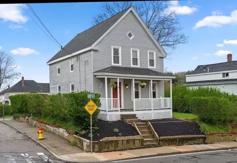 63 Cherry St, Plymouth, MA 02360