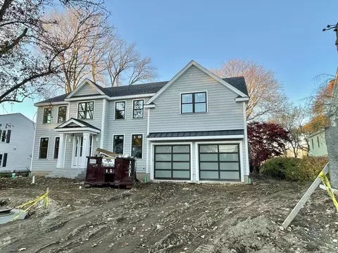 49 Staniford St, Auburndale, MA 02466