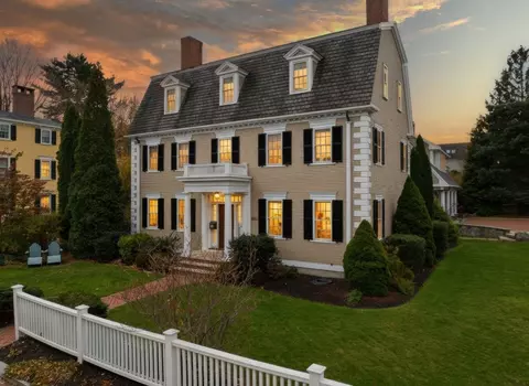 287 12 High St, Newburyport, MA 01950
