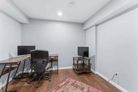 162 Pendleton Ave, Chicopee, MA 01020 photo 30