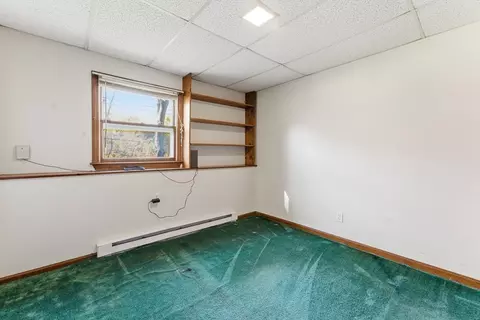162 Pendleton Ave, Chicopee, MA 01020 photo 25