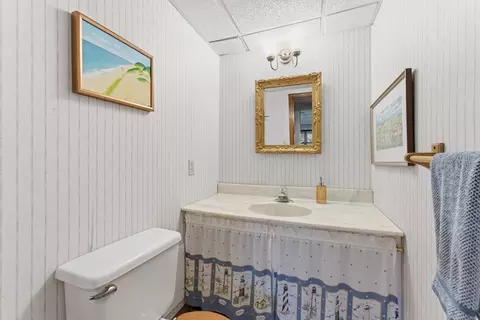 162 Pendleton Ave, Chicopee, MA 01020 photo 29