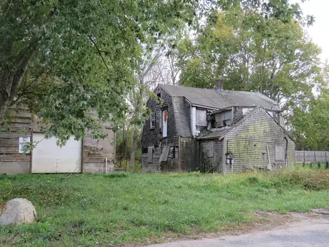 44 Bernard St, Acushnet, MA 02743 photo 7
