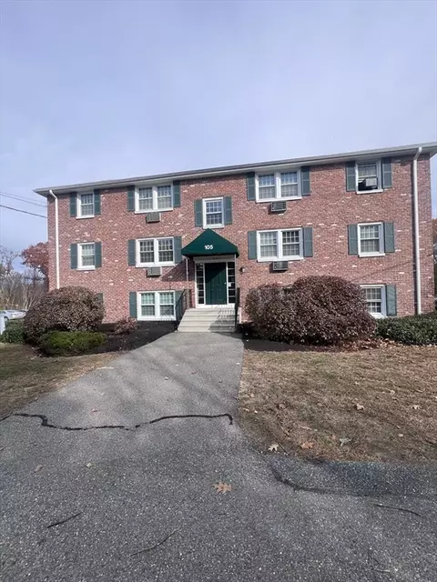 105 Ridgewood Ln #22, Gardner, MA 01440