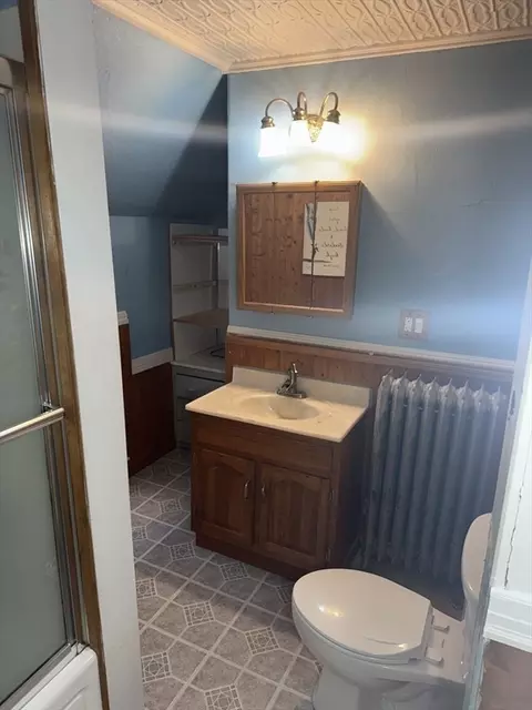 Bath - 28 Baker St, Worcester, MA 01603 photo 2 of 2