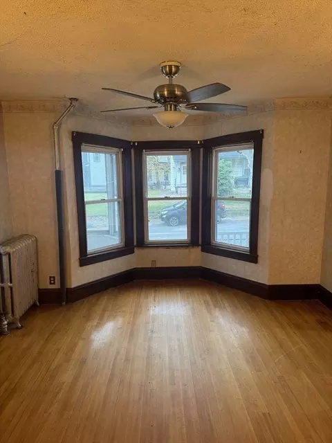 Living - 28 Baker St, Worcester, MA 01603 photo 4 of 5