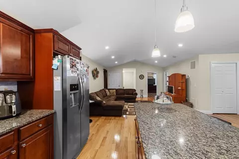 Entry Way - 123 Hall St, Fall River, MA 02724 photo 1 of 4