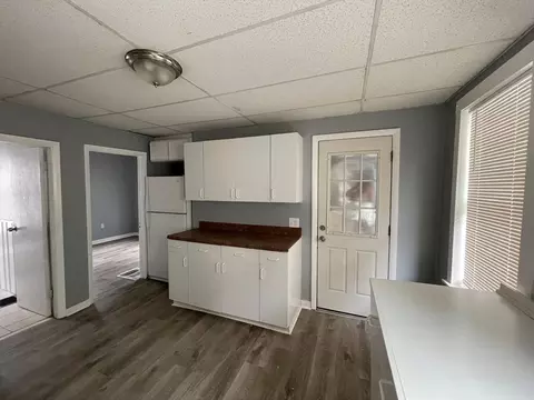 207 209 White St, Springfield, MA 01108 photo 3